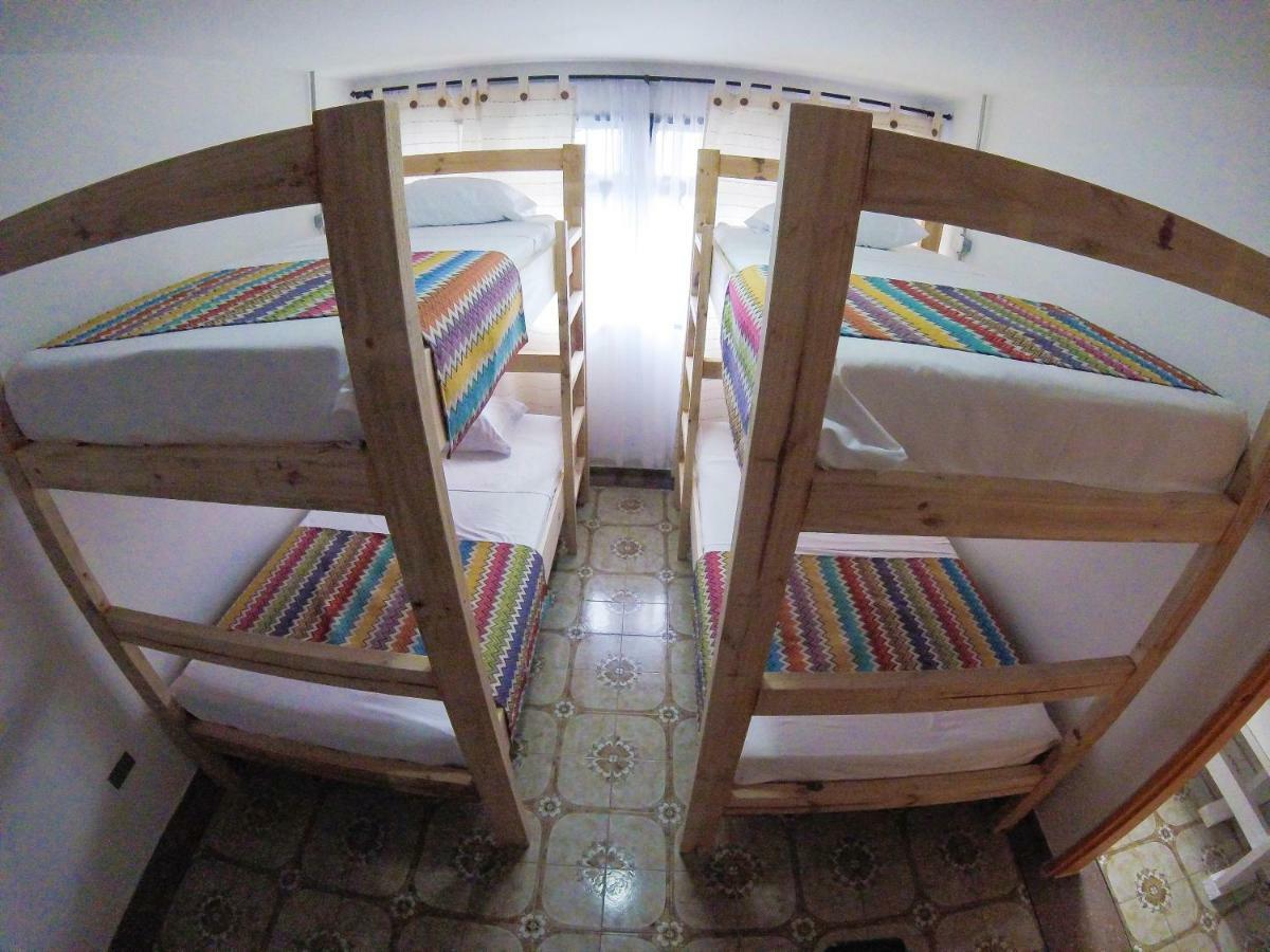 La Otra Mitad Hostel Armenia  Ngoại thất bức ảnh